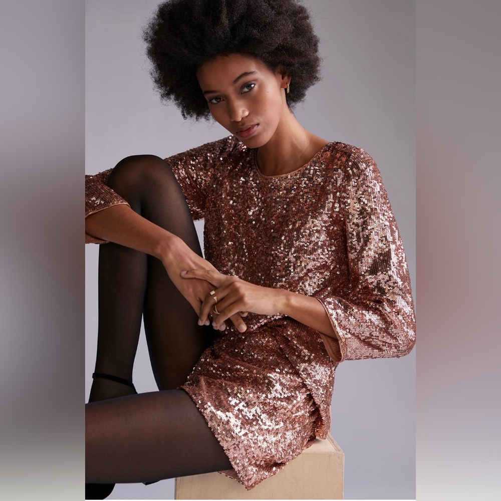 NWT Anthropologie Rose Gold Sequin Set - Size 8